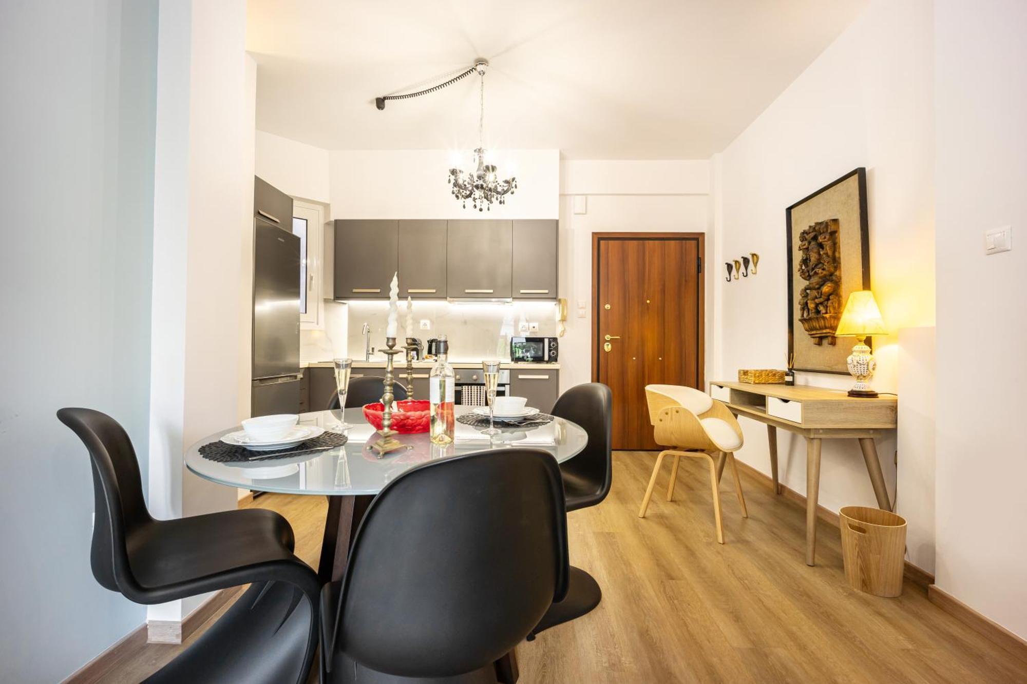Zen Elegant Apartment In The Center Of Афины Экстерьер фото